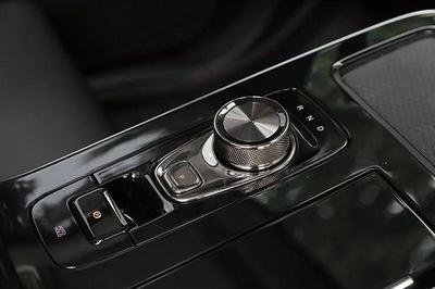 試駕廣汽新能源埃安V 電能機甲的通信系統開發集成新體驗